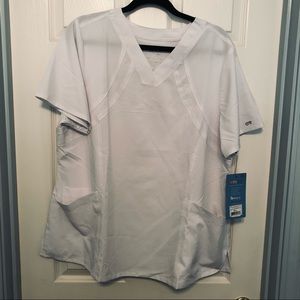 🍭 White Scrub Top